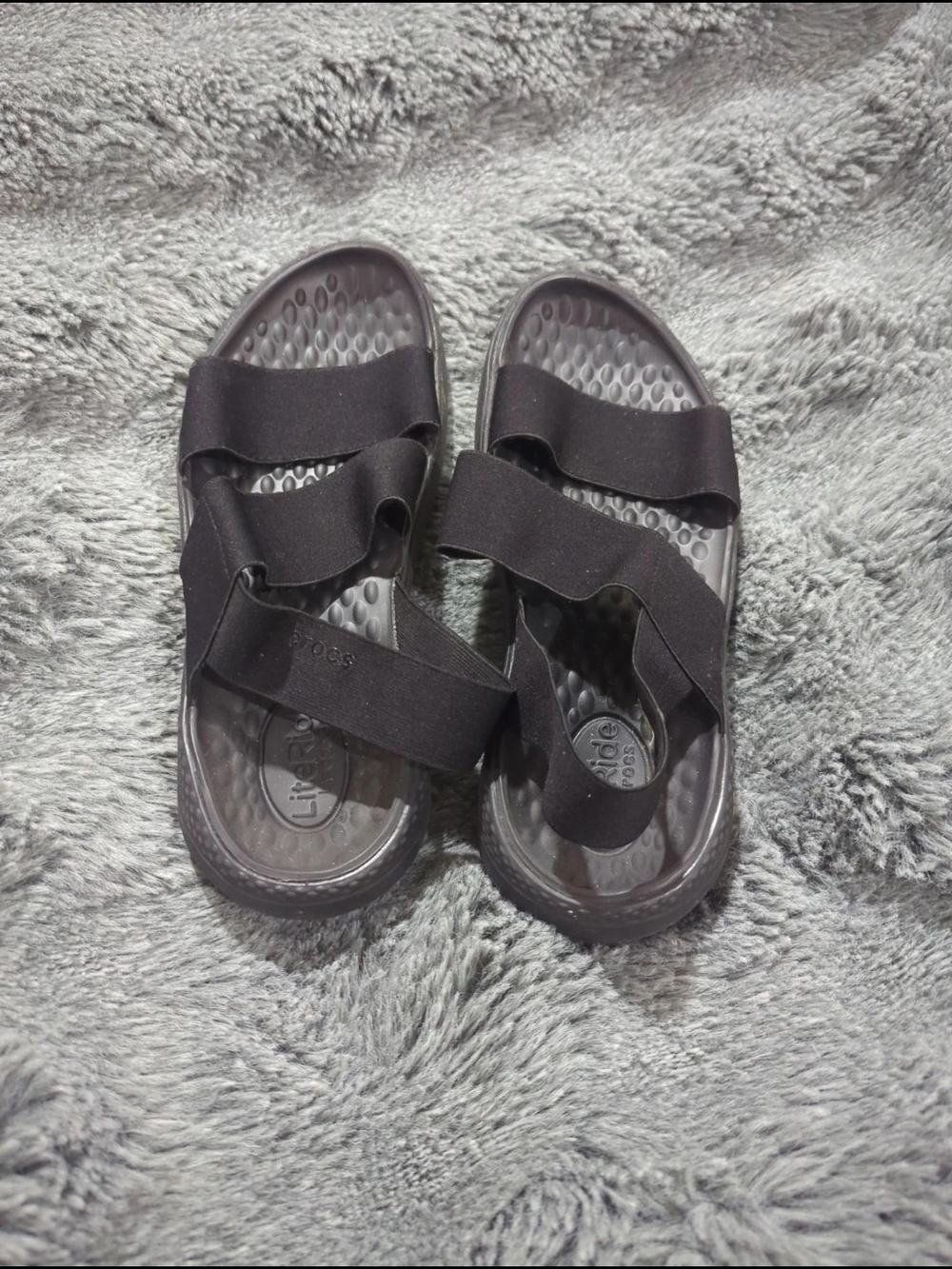 Crocs LiteRide Stretch Strappy Sandals Black W8 - Super Comfy!
